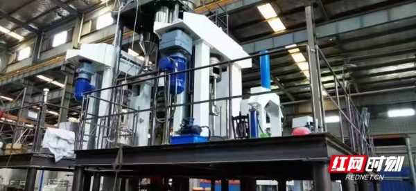 湖南麥克斯攪拌捏合設(shè)備有限公司,湘潭攪拌混合設(shè)備生產(chǎn)銷(xiāo)售,湘潭立式捏合機(jī)生產(chǎn)銷(xiāo)售